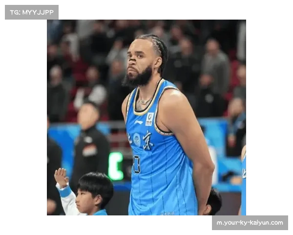 北京北汽大胜四川丰谷酒业 新援麦基首秀贡献12分6篮板